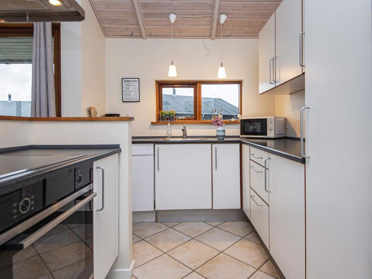 Three-Bedroom Holiday Home In Ulfborg 4 Thorsminde Eksteriør billede